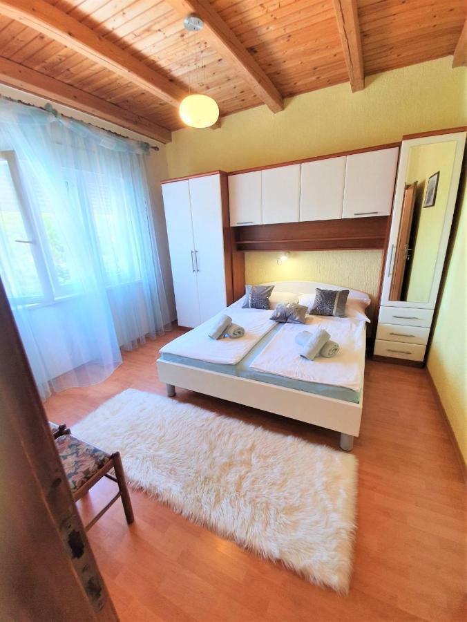 Apartments Angela Kampor Kültér fotó