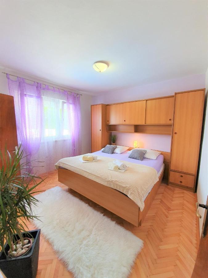 Apartments Angela Kampor Kültér fotó