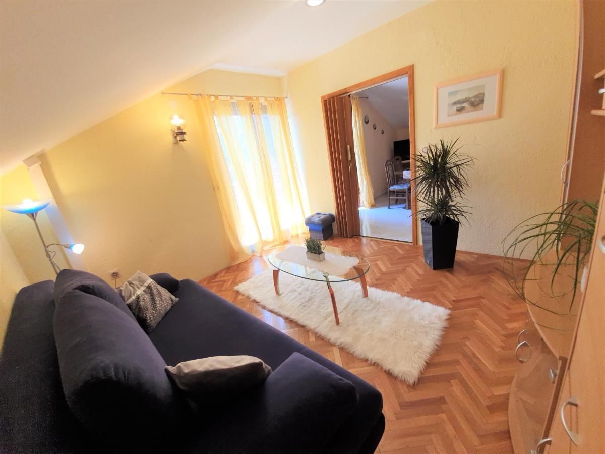 Apartments Angela Kampor Kültér fotó