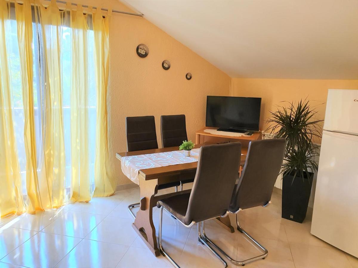 Apartments Angela Kampor Kültér fotó